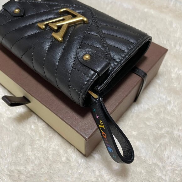 Authentic Louis Vuitton New Wave Compact Black wallet - Picture 3 of 14